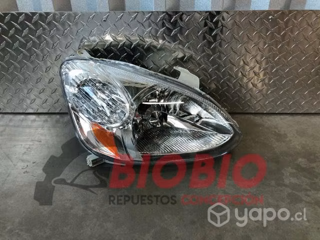 Opticos Delanteros Toyota Yaris Sedan 03/05
