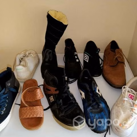 Lote de ropa y zapatos buen estado y más. Regalo - Imagen 2