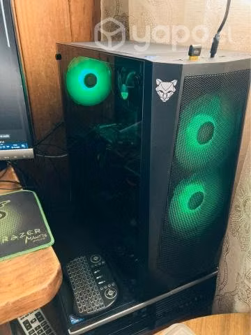 PC escritorio recién armado para Juegos