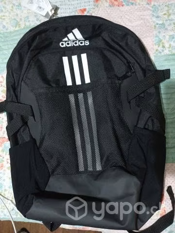 Mochila Adidas original nueva