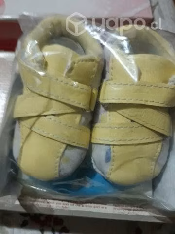 Zapatito recien nacido