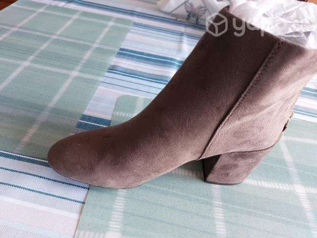 Botín gris de mujer,talla 40 - Imagen 3