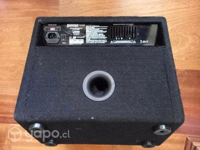 Amplificador de bajo Laney RB2