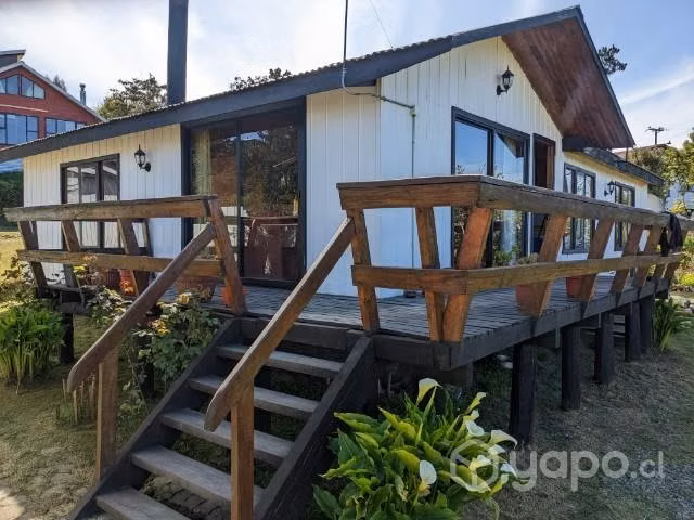 Casa en Quellón chiloe documentación al dia