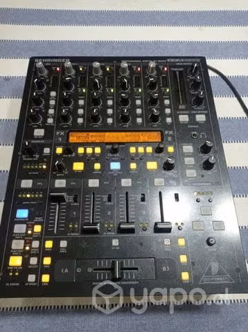 Mixer Behringer DDM 4000 - Imagen 2