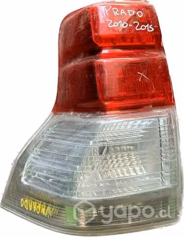 Foco trasero izquierdo Toyota prado 2010-2015