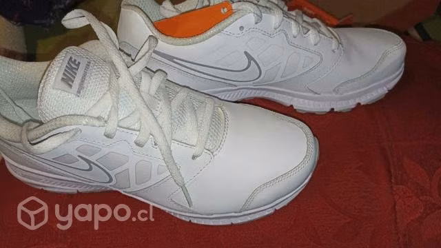 Zapatillas Nike Nuevas - Imagen 3