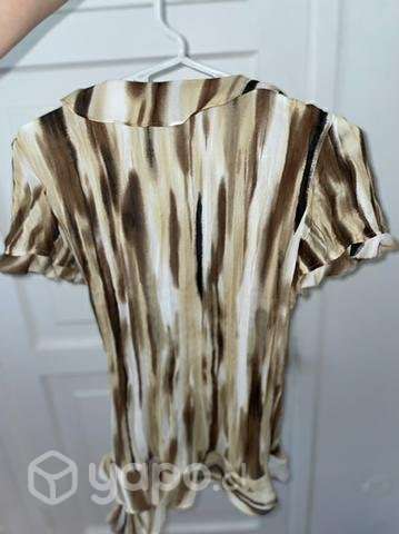 Blusa east 5th como nueva - Imagen 2