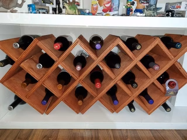 Cava de VINO para 18 botellas