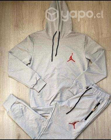 Conjunto jordan nuevo con etiqueta (xl)