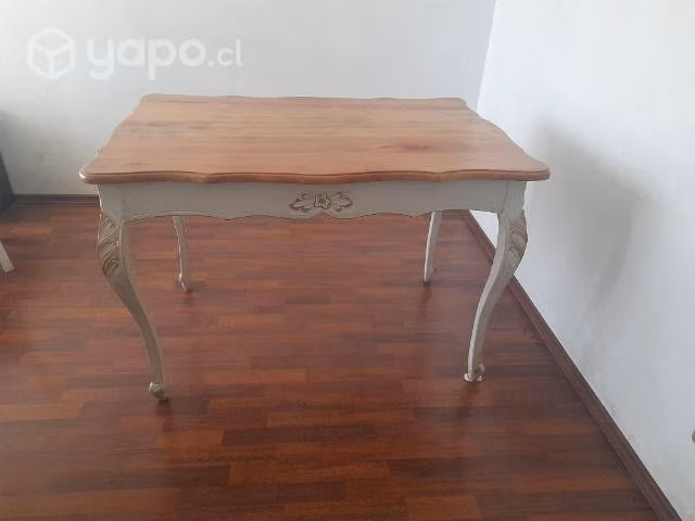 Mesa comedor estilo normando
