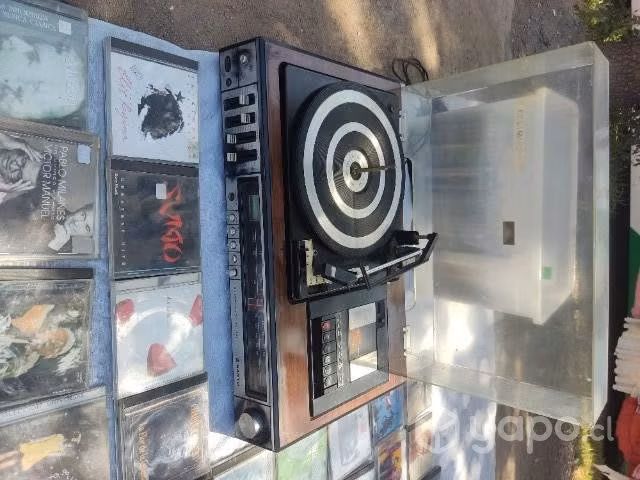 Toca discos Sanyo
