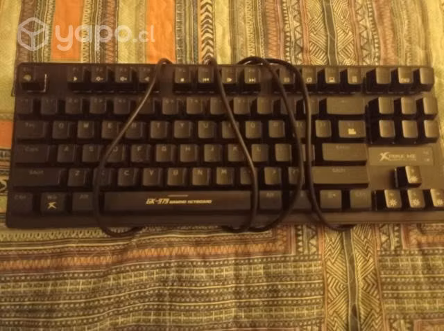 Teclado Mecánico XTRIKE ME GK-979 RGB