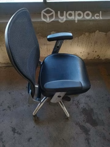Silla ejecutivo negra