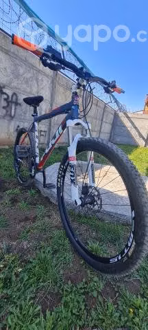 Bicicleta MTB Fuji Tahoe 1.3