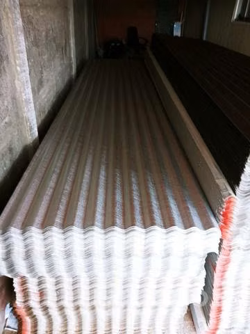 Zinc acanalado en 04