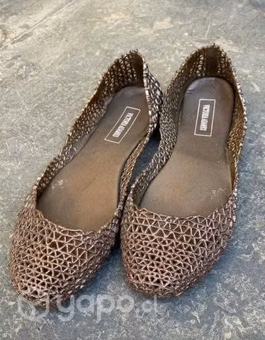 Chalas victoria adames (ballerinas)