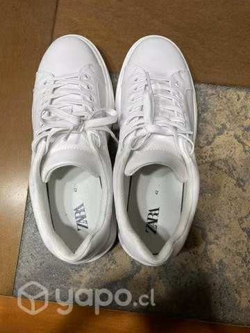 Zapatillas zara hombre talla 42 , 27 cms