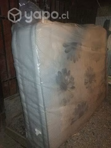 Cama de dos plazas