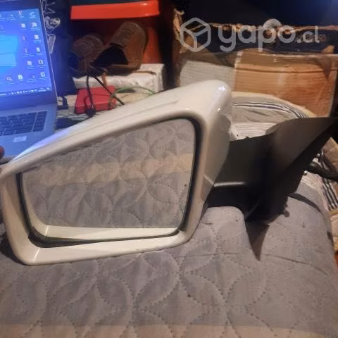 Espejo Mercedes c180 izquierdo impecable