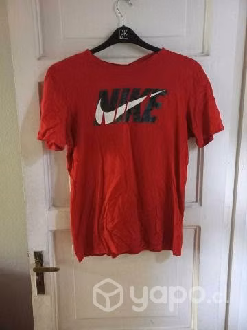 Nike polera roja talla m