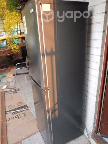 Refrigerador Fenza 257lt detalle