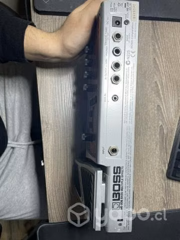 Pedalera multiefecto Boss ME-20B - Imagen 2