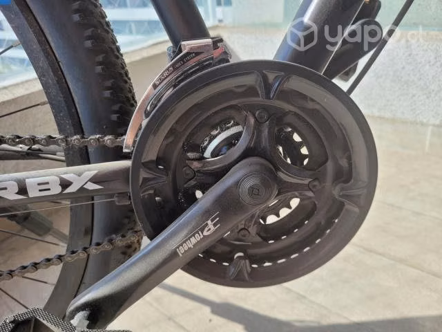 Bicicleta RBX y casco LAZER
