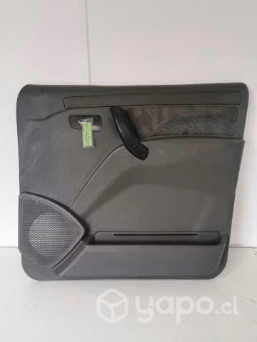 Tapiz Puerta Delantera Derecha Mahindra 2018