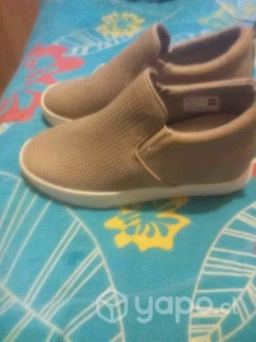 Zapatillas nuevas - Imagen 2
