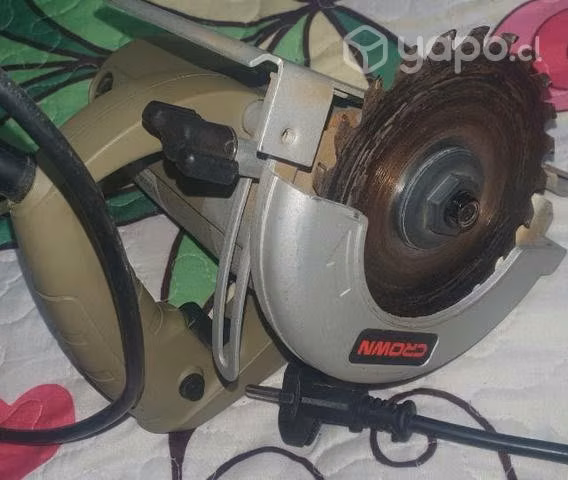 Sierra circular de 1200 W