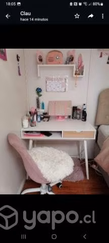 Escritorio más silla