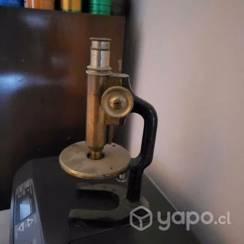 Microscopio bronce antiguo