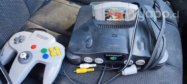Vendo nintendo 64 con juego Pokémon stadium
