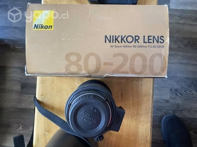 NIKON D7000 más NIKON 80-200 f2.8 D