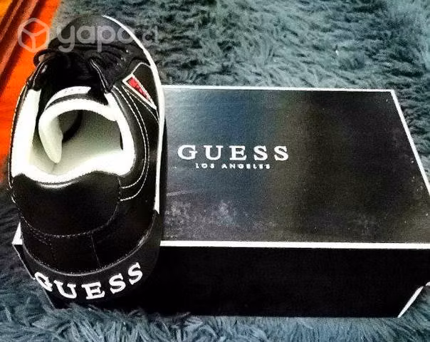 Zapatillas Guess negras hombre