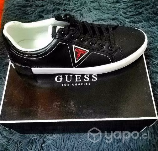 Zapatillas Guess negras hombre