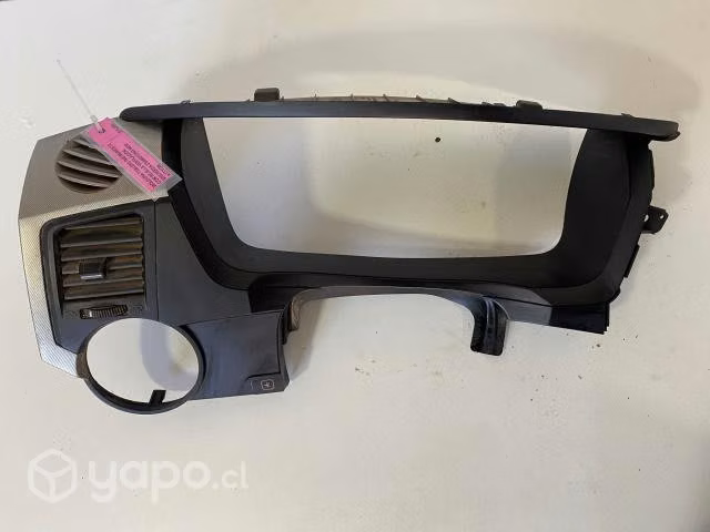 Moldura tablero instrum c/rejilla ventil Ssangyong