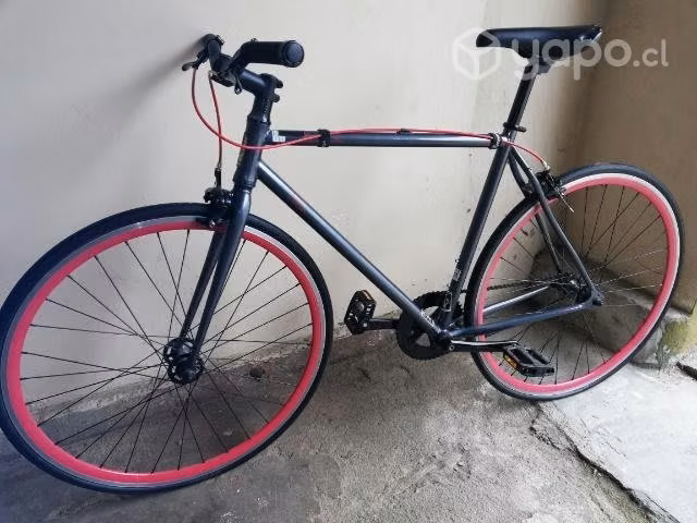 Bicicleta Fixie marca Fuji (japonesa)