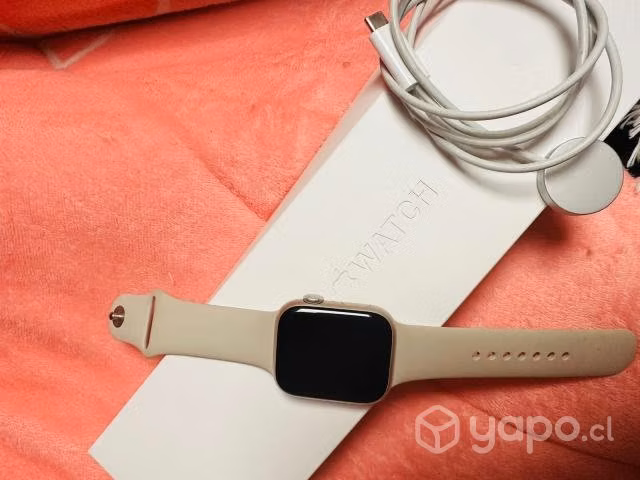 Apple Watch Series 7 (GPS + Cellular, 45mm)