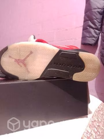 Jordan Air Retro 5 Bulls Rojas