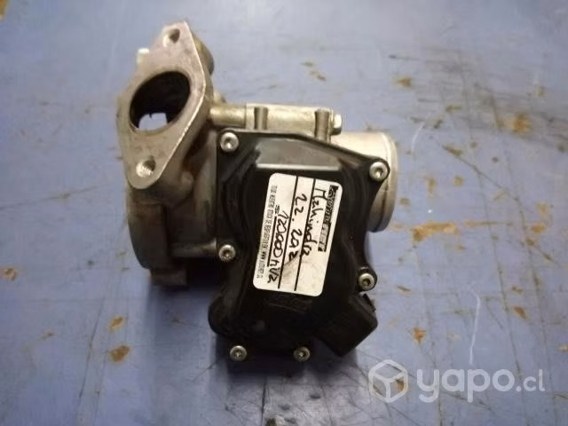 Cuerpo aceleración Mahindra 2.2