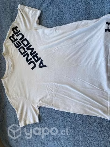 Polera Under Armour, talla M