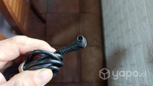 Cargador Sony Vio VGP-AC19V37 (Original) - Imagen 3