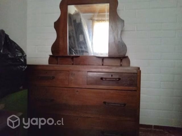 Muebles antiguos de Mañio