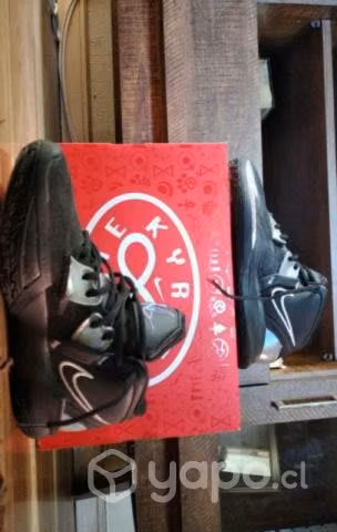 Kyrie Irving infinity