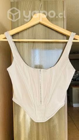 Hermoso top gris