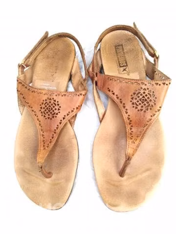 Sandalia de cuero, talla 40