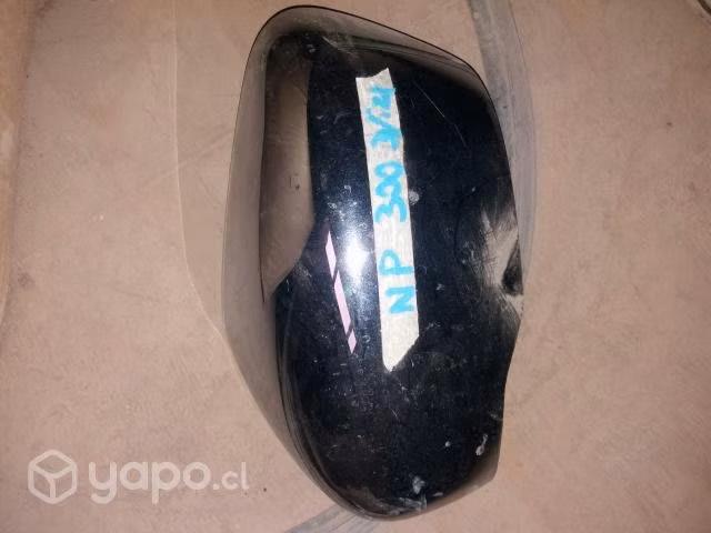 Cubre espejo izq. Nissan np300