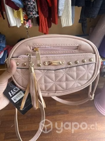 sombrero y cartera